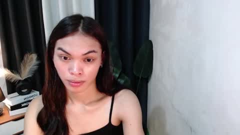 Snapshot of miss_jhes chatting on 12-03-25, 01:24 Jhes online show from 12-03-25, 01:24