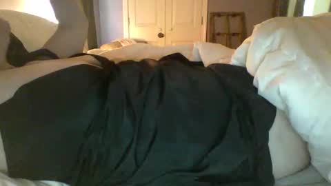 miss_kellyjo online show from 10-17-25, 08:11