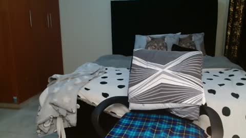 Miss Kiarrafit online show from 01-16-25, 10:55