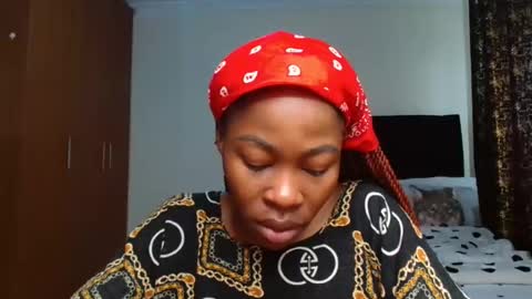 Miss Kiarrafit online show from 01-27-25, 07:24