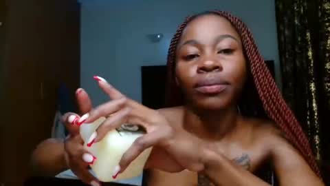 Miss Kiarrafit online show from 02-15-25, 09:59