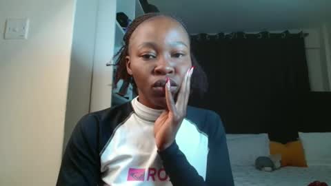 Miss Kiarrafit online show from 03-08-26, 05:00