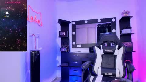 Miss Kittyn online show from 02-14-25, 01:02