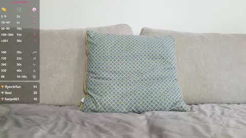 eva.  online show from 11-18-25, 07:24