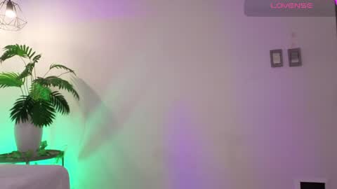   online show from 04-21-26, 08:12