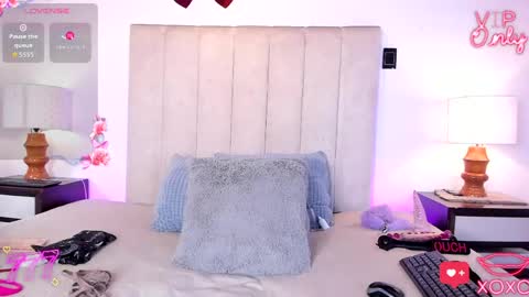 miss_milf_ online show from 04-10-26, 07:51