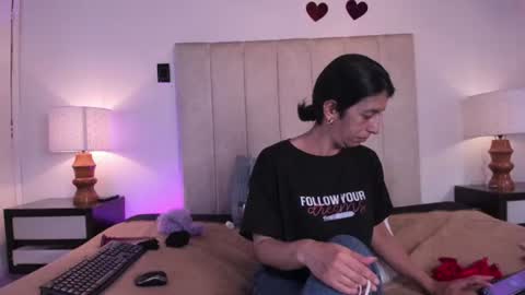 miss_milf_ online show from 07-01-26, 08:19
