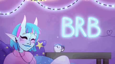 Snapshot of miss_myers chatting on 11-15-25, 03:15 Goddess Myers thumb up is important for me kisses online show from 11-15-25, 03:15