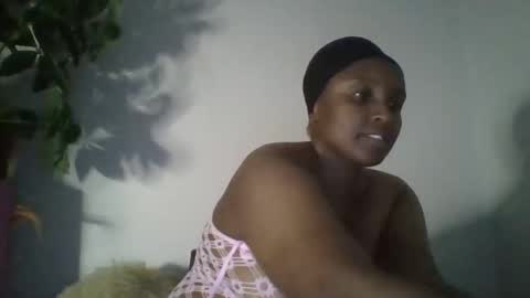 Snapshot of miss_nada chatting on 05-29-26, 09:13 sophia online show from 05-29-26, 09:13