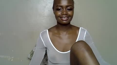 miss_pretty1 online show from 01-12-26, 07:30