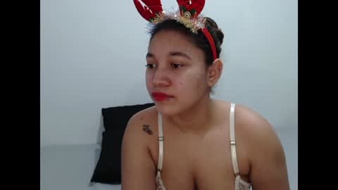 Snapshot of miss_rose1 chatting on 12-24-24, 11:17 ROS online show from 12-24-24, 11:17