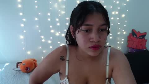 Snapshot of miss_rose1 chatting on 01-23-25, 06:03 ROS online show from 01-23-25, 06:03