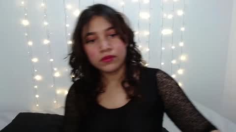 Snapshot of miss_rose1 chatting on 01-30-25, 03:51 ROS online show from 01-30-25, 03:51