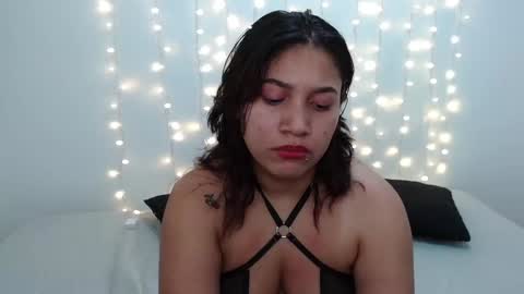 Snapshot of miss_rose1 chatting on 02-05-25, 12:31 ROS online show from 02-05-25, 12:31