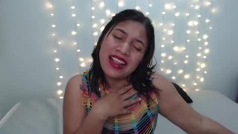 Snapshot of miss_rose1 chatting on 02-14-25, 12:09 ROS online show from 02-14-25, 12:09