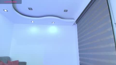 Snapshot of miss_sammyrose chatting on 06-21-26, 03:42 SAMMY online show from 06-21-26, 03:42