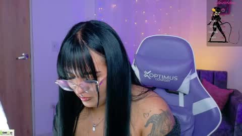 Snapshot of miss_scarllet chatting on 06-03-26, 02:33 100 thumbs up online show from 06-03-26, 02:33