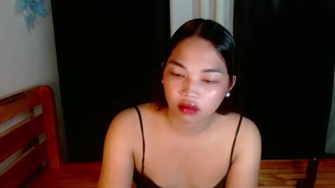 Snapshot of miss_sheimy chatting on 09-25-25, 12:58 miss_sheimy online show from 09-25-25, 12:58