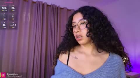 Amy Olivera online show from 11-20-25, 01:00