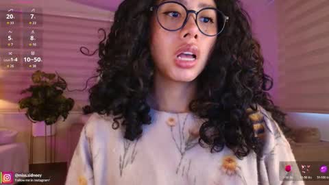 Snapshot of miss_sidney chatting on 06-03-26, 01:03 Amy Olivera online show from 06-03-26, 01:03