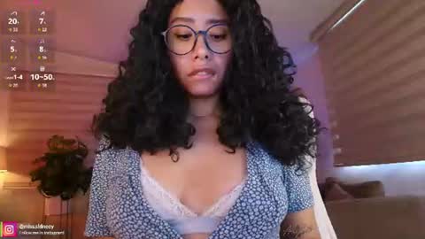 Snapshot of miss_sidney chatting on 06-11-26, 01:09 Amy Olivera online show from 06-11-26, 01:09