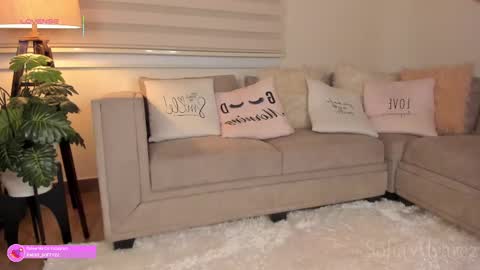 Snapshot of miss_soffy chatting on 02-28-25, 11:36 Sofia Alvarez online show from 02-28-25, 11:36