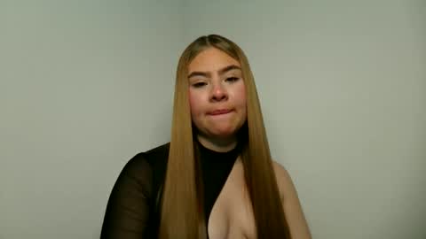 sophi 3 online show from 05-10-26, 03:12