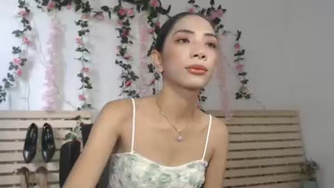 Snapshot of miss_sugar20 chatting on 11-19-25, 11:27 IM SUGAR online show from 11-19-25, 11:27