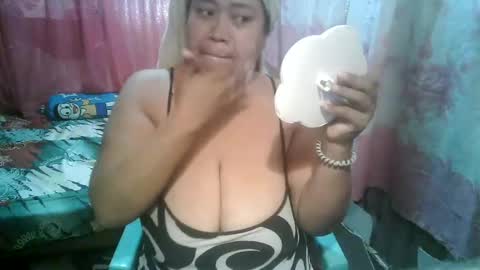 miss v0lcan0 online show from 01-19-25, 11:00