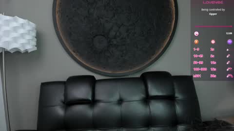 Vaiolette online show from 02-17-25, 11:02