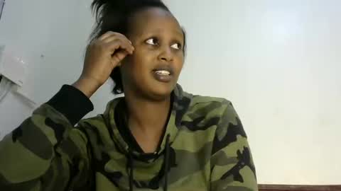 Snapshot of miss_vall chatting on 01-29-25, 08:40 miss_vall online show from 01-29-25, 08:40