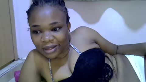 Snapshot of miss_velour chatting on 06-22-26, 06:49 miss_velour online show from 06-22-26, 06:49