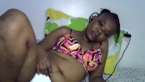 Snapshot of miss_velour chatting on 07-19-26, 06:44 miss_velour online show from 07-19-26, 06:44