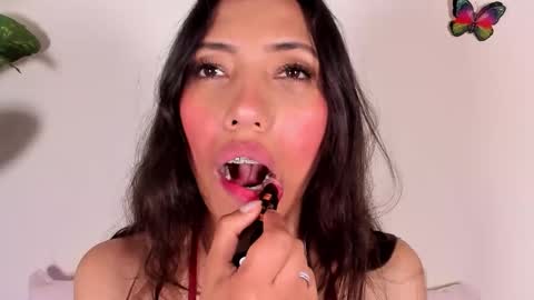 Miss Veronica online show from 03-03-26, 01:50