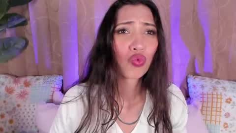 Miss Veronica online show from 07-01-26, 01:45