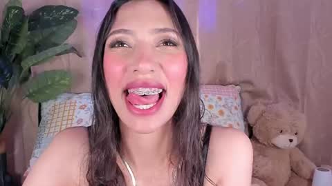 Miss Veronica online show from 07-08-26, 01:04