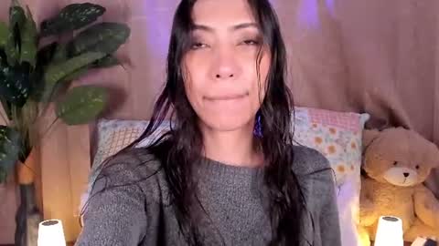 Miss Veronica online show from 08-03-26, 01:05