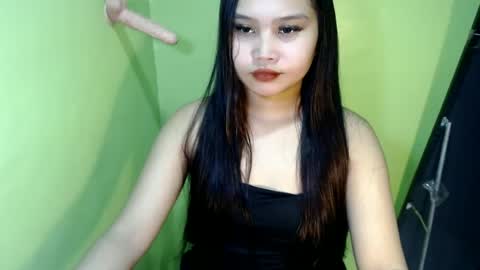 Snapshot of miss_yannax chatting on 06-23-26, 01:09 yanna online show from 06-23-26, 01:09