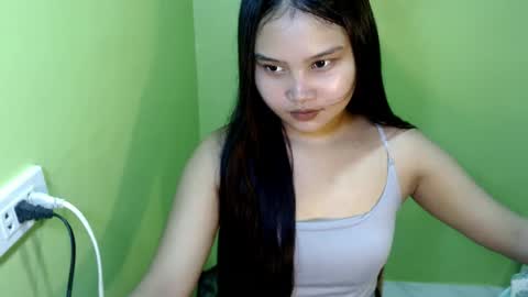 Snapshot of miss_yannax chatting on 07-10-26, 12:08 yanna online show from 07-10-26, 12:08