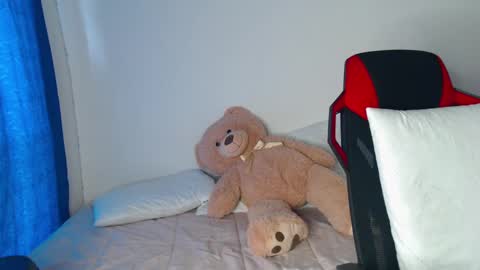 violeta online show from 12-23-24, 05:11