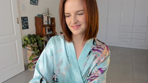 Alexandra Thorn online show from 02-22-26, 09:30