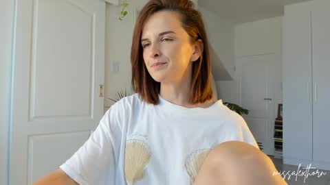Snapshot of missalexthorn chatting on 04-07-26, 10:37 Alexandra Thorn online show from 04-07-26, 10:37