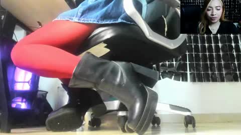 Snapshot of missalmafenix chatting on 06-06-26, 06:01 missalmafenix online show from 06-06-26, 06:01