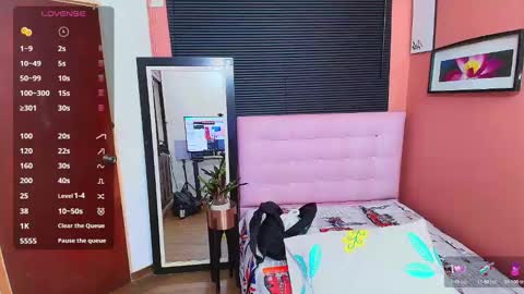 Snapshot of missbnasty_ chatting on 02-02-25, 12:13 Miss Evelyn online show from 02-02-25, 12:13