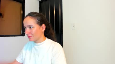 Snapshot of misscandy__ chatting on 01-10-25, 07:43 misscandy   online show from 01-10-25, 07:43