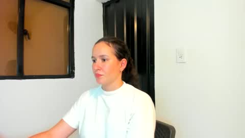 Snapshot of misscandy__ chatting on 01-10-25, 11:29 misscandy   online show from 01-10-25, 11:29