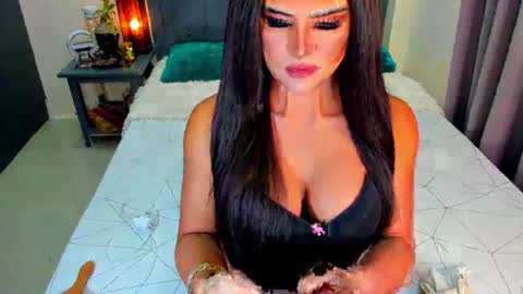 Snapshot of misscarlaxx chatting on 01-14-26, 03:34 Carla online show from 01-14-26, 03:34