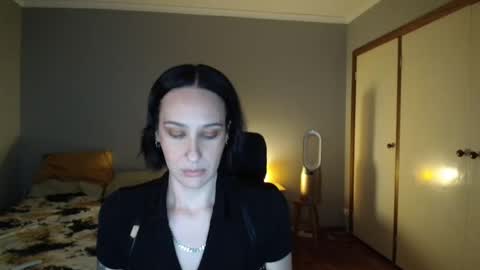 MissCarmilla444 online show from 09-25-25, 04:05