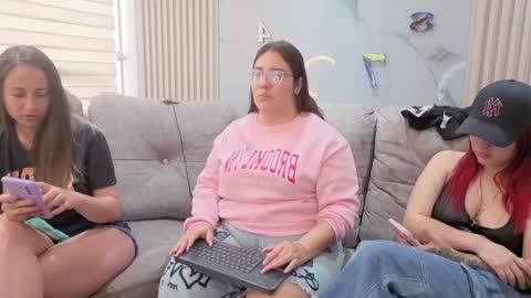 misscheelsee_as online show from 04-28-26, 03:50