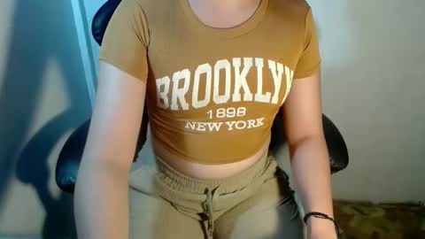 Snapshot of misscherry69x chatting on 12-19-25, 08:54 cherry online show from 12-19-25, 08:54